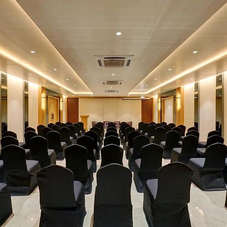 Citrus Hotel Kolhapur Luaran gambar