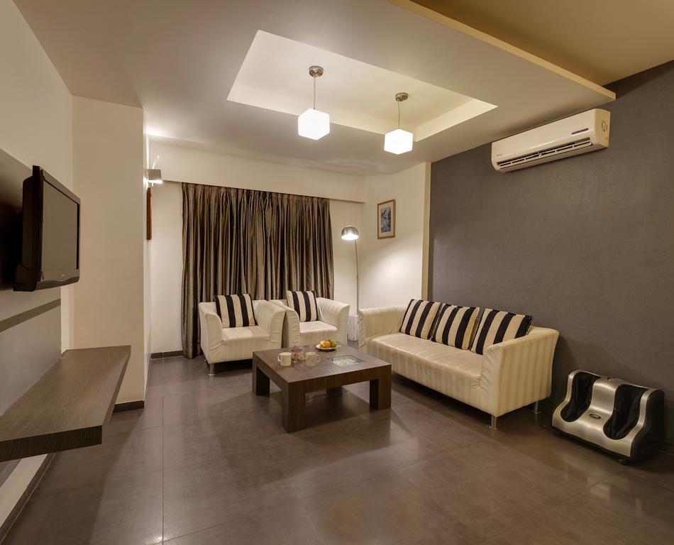 Citrus Hotel Kolhapur Luaran gambar