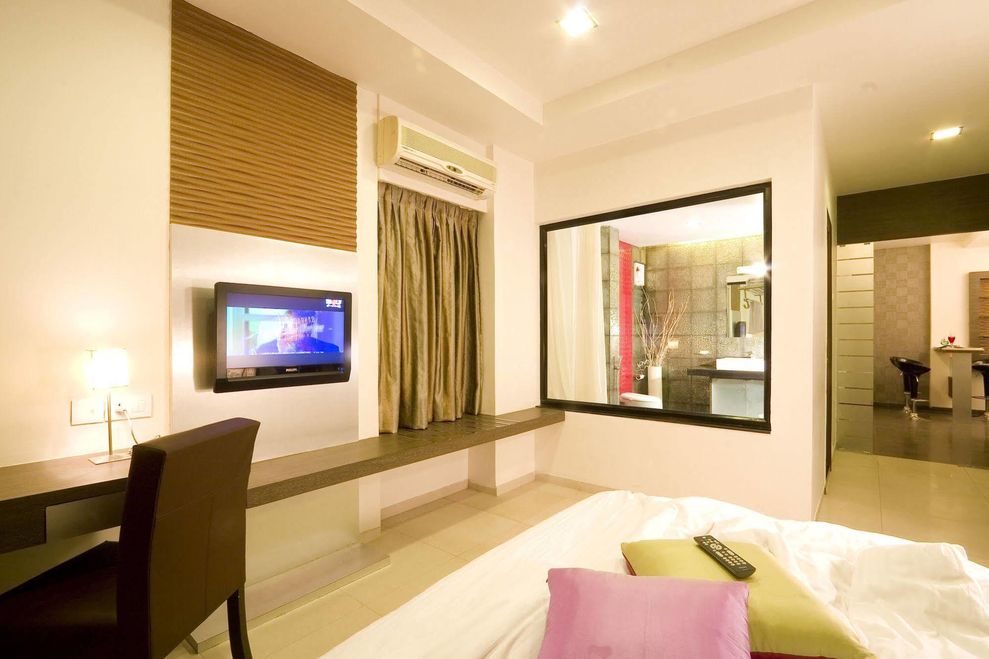 Citrus Hotel Kolhapur Luaran gambar