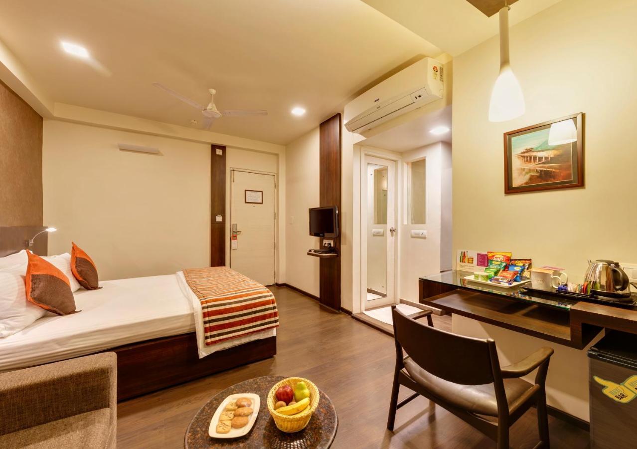 Citrus Hotel Kolhapur Luaran gambar